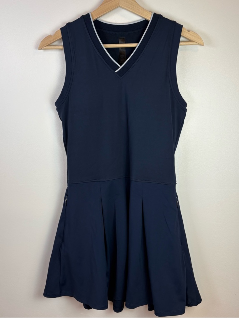 Kyodan Women’s Navy Tennis Dress XS Built-In Bra Athleisure Pockets Preppy